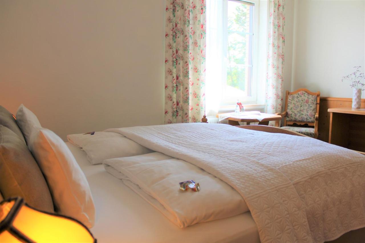 Landhotel Hubertus Unterelsbach ภายนอก รูปภาพ
