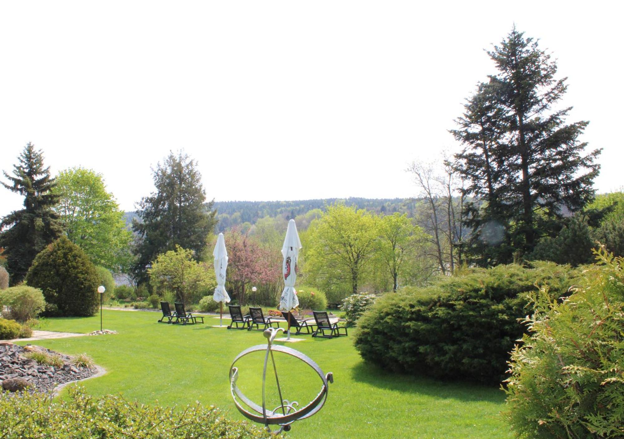 Landhotel Hubertus Unterelsbach ภายนอก รูปภาพ